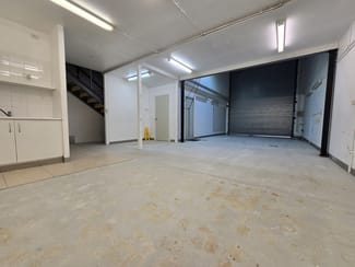 Showrooms / Bulky Goods commercial property leased at 2/19 Millennium Circuit Helensvale QLD 4212