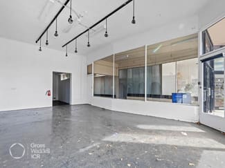 Shop & Retail commercial property leased at Shop 1/556-558 North Road Ormond VIC 3204