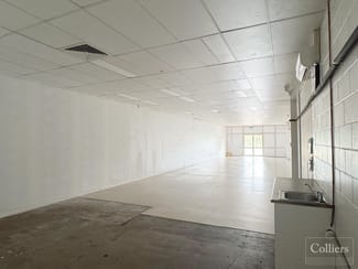 Offices commercial property for lease at 4/476-480 Ross River Road Cranbrook QLD 4814