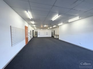 Shop & Retail commercial property for lease at 3/114 Charters Towers Road Hermit Park QLD 4812