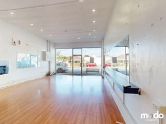 Shop & Retail commercial property for lease at 106 Kent Road Pascoe Vale VIC 3044 Shop & Retail commercial property for lease at 106 Kent Road Pascoe Vale VIC 3044