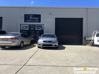 Showrooms / Bulky Goods commercial property leased at 5/67-71 Vicars Street Mitchell ACT 2911