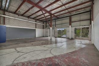 Factory, Warehouse & Industrial commercial property for lease at 6/1-5 Pronger Parade Glanmire QLD 4570