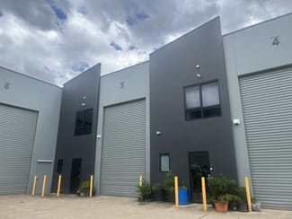 Factory, Warehouse & Industrial commercial property leased at 5/8 Gallipoli Street Smeaton Grange NSW 2567