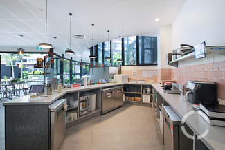 Shop & Retail commercial property leased at 33 Manning St South Brisbane QLD 4101