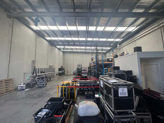 Factory, Warehouse & Industrial commercial property leased at 7 Flatland Close Pakenham VIC 3810