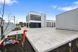 Factory, Warehouse & Industrial commercial property for lease at Units B1-38/125 Mulcahy Road Pakenham VIC 3810