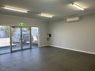 Factory, Warehouse & Industrial commercial property for lease at Unit 14, 26 Balook Drive Beresfield NSW 2322