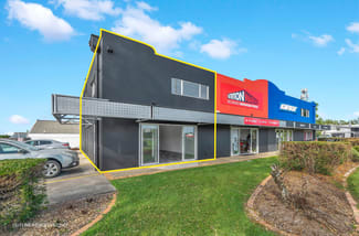 Showrooms / Bulky Goods commercial property for lease at 4/1 Rene Street Noosaville QLD 4566