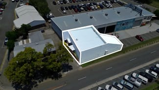 Showrooms / Bulky Goods commercial property leased at 3/122 Eastlake Street Carrara QLD 4211