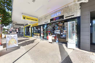 Showrooms / Bulky Goods commercial property for lease at Shop 2/52 Thomas Dr Surfers Paradise QLD 4217