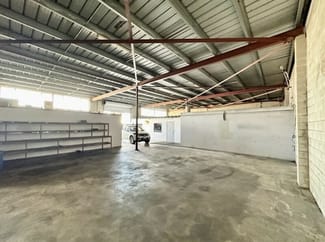 Shop & Retail commercial property leased at Unit 1/472 Woolcock St Garbutt QLD 4814