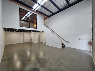 Factory, Warehouse & Industrial commercial property leased at Burleigh Heads QLD 4220