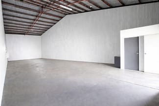 Factory, Warehouse & Industrial commercial property leased at Shed 3/18B Goggs Street Toowoomba City QLD 4350