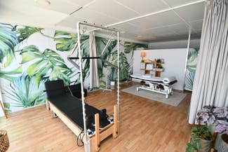 Shop & Retail commercial property for lease at 4/203 Kings Road Pimlico QLD 4812