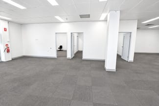 Shop & Retail commercial property for lease at 3/266 Ross River Rd Aitkenvale QLD 4814