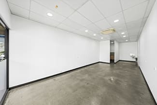 Shop & Retail commercial property for lease at 345 Pine Mountain Road Mount Gravatt East QLD 4122 Shop & Retail commercial property for lease at 345 Pine Mountain Road Mount Gravatt East QLD 4122