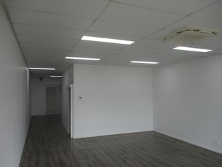 Shop & Retail commercial property for lease at Shop 5/176-180 Mulgrave Road Westcourt QLD 4870