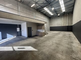 Factory, Warehouse & Industrial commercial property for lease at 8/116 Kurrajong Avenue Mount Druitt NSW 2770