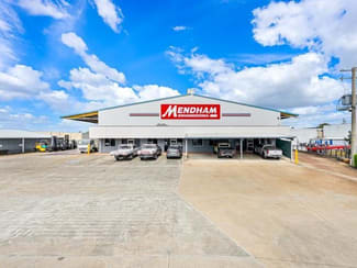 Showrooms / Bulky Goods commercial property for lease at 1800 Ipswich Road Rocklea QLD 4106