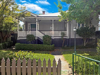 Medical / Consulting commercial property for lease at 223 Herries Street Newtown QLD 4350