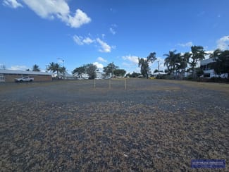 Showrooms / Bulky Goods commercial property for lease at Kawana QLD 4701