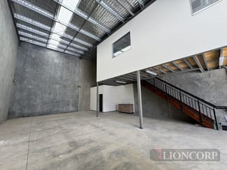 Factory, Warehouse & Industrial commercial property for lease at Heathwood QLD 4110