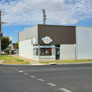 Showrooms / Bulky Goods commercial property for lease at 1/1 Pye Street Swan Hill VIC 3585 Showrooms / Bulky Goods commercial property for lease at 1/1 Pye Street Swan Hill VIC 3585