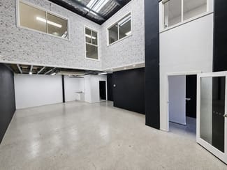 Factory, Warehouse & Industrial commercial property for lease at Burleigh Heads QLD 4220 Factory, Warehouse & Industrial commercial property for lease at Burleigh Heads QLD 4220