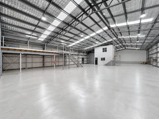 Shop & Retail commercial property leased at 2/11 Moss Street Slacks Creek QLD 4127