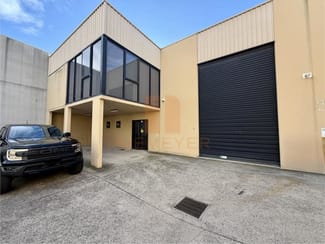 Showrooms / Bulky Goods commercial property leased at Unit 4/18 Enterprise Circuit Prestons NSW 2170 Showrooms / Bulky Goods commercial property leased at Unit 4/18 Enterprise Circuit Prestons NSW 2170