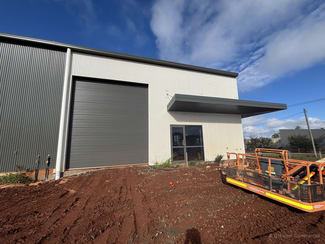 Factory, Warehouse & Industrial commercial property for lease at 15/42 Condamine Street Harristown QLD 4350