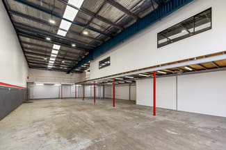 Factory, Warehouse & Industrial commercial property for lease at 3/9 Hume Road Smithfield NSW 2164
