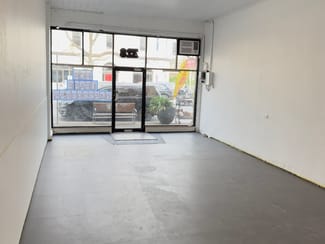 Shop & Retail commercial property for lease at 328 Racecourse Rd Flemington VIC 3031