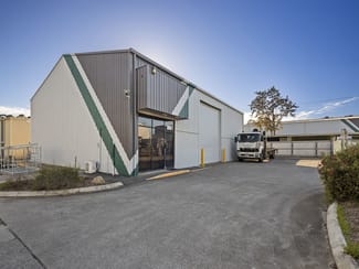 Factory, Warehouse & Industrial commercial property for lease at 3/247 Fleming Rd Hemmant QLD 4174