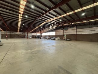 Factory, Warehouse & Industrial commercial property for lease at Unit 2/32-36 Nagle Street East Wagga Wagga NSW 2650