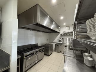 Hotel, Motel, Pub & Leisure commercial property leased at 3/4 Marina Promenade Paradise Point QLD 4216