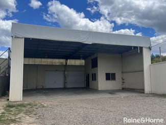 Showrooms / Bulky Goods commercial property for lease at 344 Boorowa Street Young NSW 2594