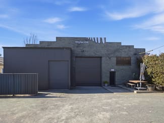 Showrooms / Bulky Goods commercial property for lease at 16 Stephens Road Queanbeyan NSW 2620