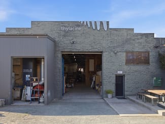 Showrooms / Bulky Goods commercial property for lease at 16 Stephens Road Queanbeyan NSW 2620