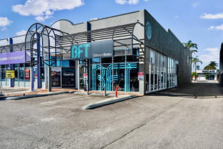 Showrooms / Bulky Goods commercial property leased at Unit 4/25 Upton Street Bundall QLD 4217