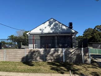 Medical / Consulting commercial property for lease at 12 Sturt Street Molendinar QLD 4214