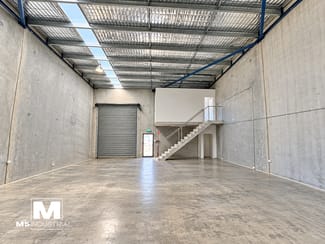 Showrooms / Bulky Goods commercial property for lease at J7/5-7 Hepher Road Campbelltown NSW 2560