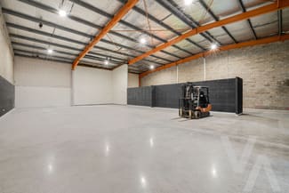 Showrooms / Bulky Goods commercial property for lease at (Unit 3)/5 Pacific Highway Gateshead NSW 2290 Showrooms / Bulky Goods commercial property for lease at (Unit 3)/5 Pacific Highway Gateshead NSW 2290