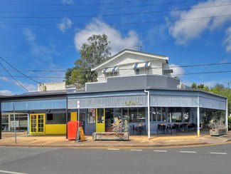 Showrooms / Bulky Goods commercial property for lease at 5 Eric Crescent Annerley QLD 4103