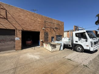 Factory, Warehouse & Industrial commercial property for lease at 2/11 Lorraine Street Peakhurst NSW 2210 Factory, Warehouse & Industrial commercial property for lease at 2/11 Lorraine Street Peakhurst NSW 2210