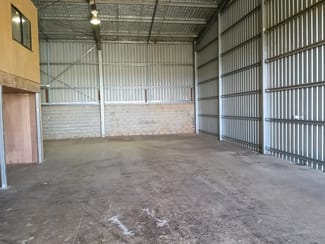 Showrooms / Bulky Goods commercial property for lease at Unit 4/90-92 Quarry Road Murwillumbah NSW 2484 Showrooms / Bulky Goods commercial property for lease at Unit 4/90-92 Quarry Road Murwillumbah NSW 2484