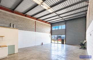 Showrooms / Bulky Goods commercial property for lease at Clontarf QLD 4019 Showrooms / Bulky Goods commercial property for lease at Clontarf QLD 4019