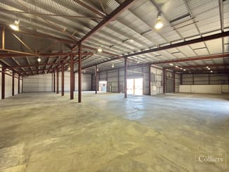 Shop & Retail commercial property for lease at Warehouse 26/36-48 Kings Road Hyde Park QLD 4812 Shop & Retail commercial property for lease at Warehouse 26/36-48 Kings Road Hyde Park QLD 4812