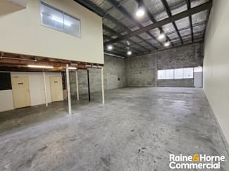 Factory, Warehouse & Industrial commercial property for lease at 4/80 Webster Road Stafford QLD 4053